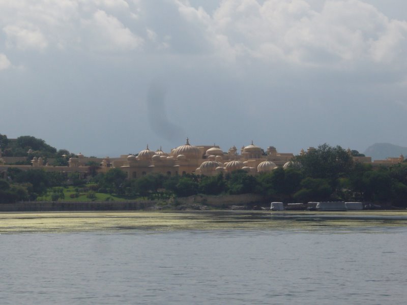 Travel - India - Rajasthan - Udaipur - Pichola Lake